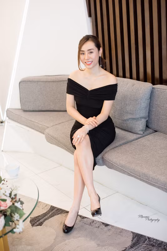 A hau Ngo Thuy Linh: Toi suy nghi 5 nam moi dam phau thuat mui!-Hinh-2