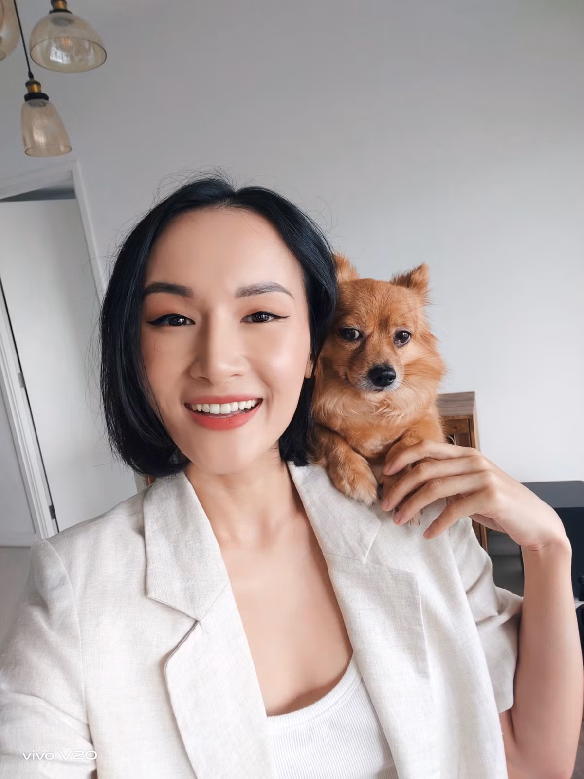 Trần Lê Thu Giang - chủ nhân của kênh YouTube triệu view "Giang Ơi" là cái tên quá quen thuộc đối với giới trẻ Việt Nam hiện nay.