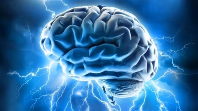 Rất nhiều người khỏe mạnh trên thế giới từng nhìn thấy bóng người lướt qua tầm mắt rồi lập tức biến mất. Họ tin đó là linh hồn của người đã chết hoặc ma quỷ. Tuy nhiên, dưới góc nhìn khoa học, khi bộ não hoạt động bất thường, nhiều người khỏe mạnh và tâm thần phân liệt bắt gặp bóng ma và các sinh vật khác như người ngoài hành tinh...
