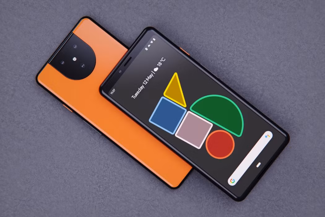 Google Pixel 5 sẽ có màn hình 6 inch, hỗ trợ độ phân giải Full-HD+ và tần số quét 60Hz tiêu chuẩn. Chip Snapdragon 765G, đi kèm dung lượng RAM 8GB và người dùng sẽ có 128GB/256GB bộ nhớ trong để lưu trữ dữ liệu. Google Pixel 5 có hệ thống camera kép ở mặt sau, bao gồm cảm biến chính 12.2MP và ống kính 16MP cho góc chụp siêu rộng.