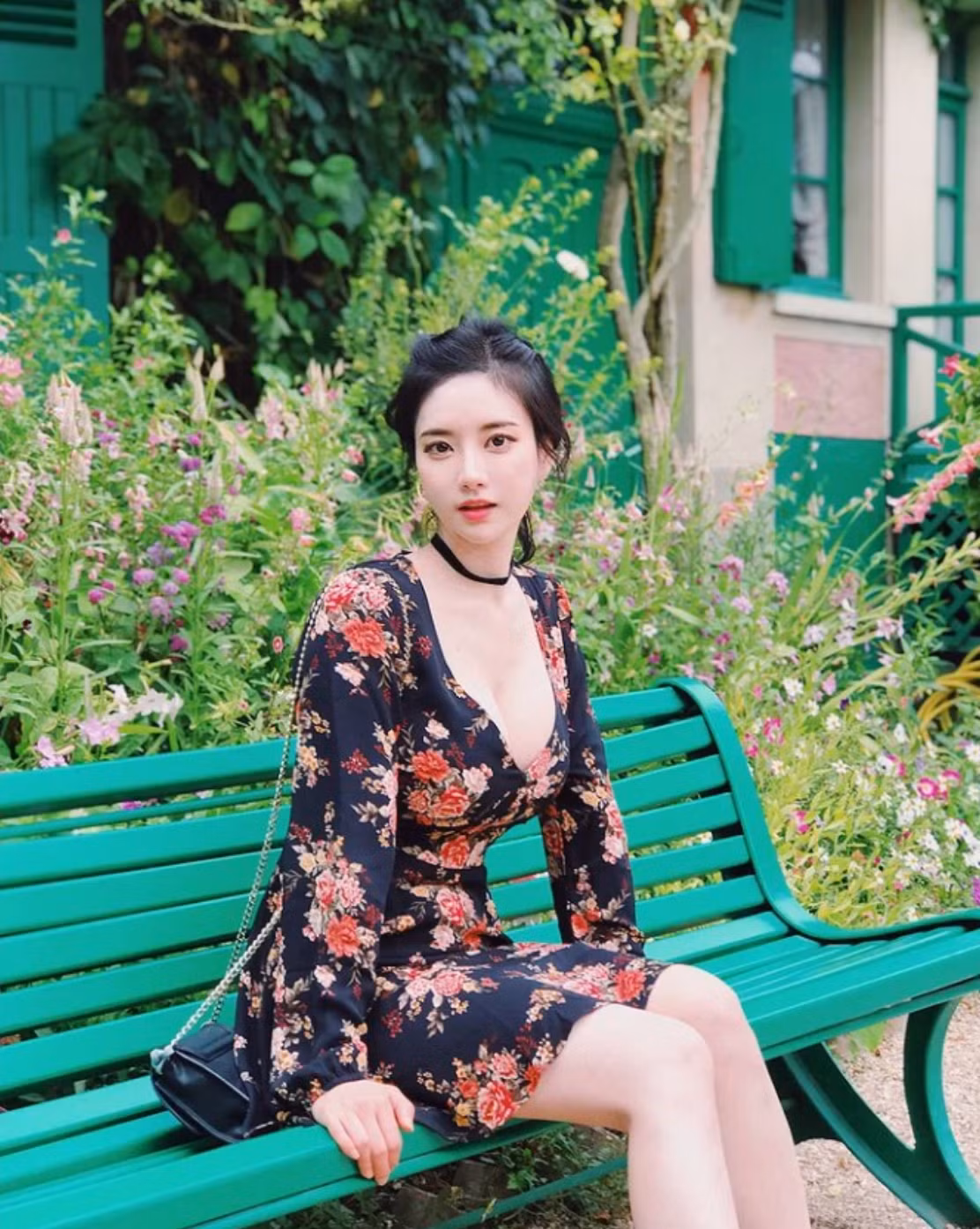 Ngoài công việc streamer, Yuki Han còn hoạt động và cũng nổi tiếng trong rất nhiều lĩnh vực như làm người mẫu ảnh và thậm chí là cả MC.