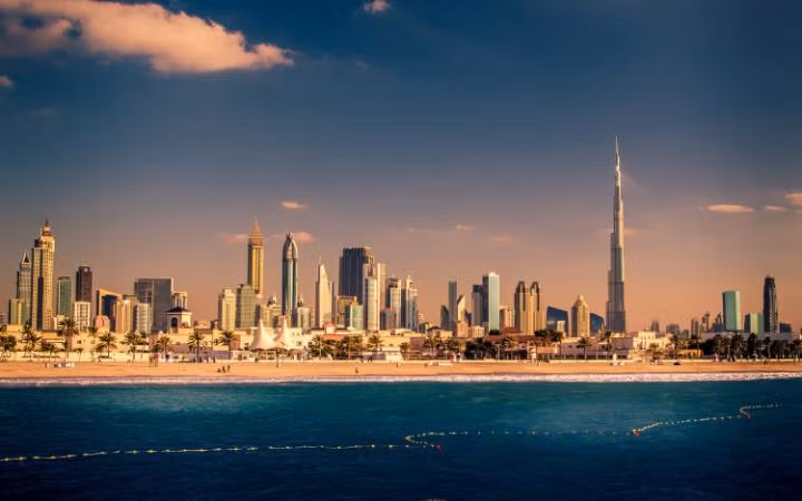 Thành phố Dubai thuộc Các Tiểu vương quốc Ả-rập Thống nhất (UAE) thu hút 13,2 triệu lượt du khách.