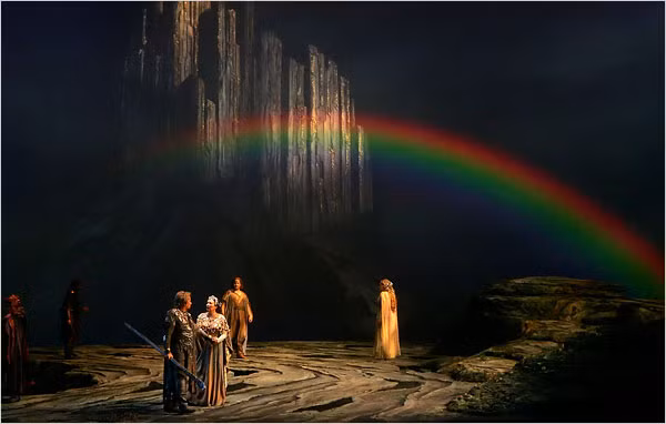 Sau đây là 10 thành tựu vĩ đại nhất của trí tuệ loài người. 1. Chùm opera “Ring Cycle” (Vòng nhẫn): Ring Cycle là một chùm các vở opera của nhà soạn nhạc người Đức Richard Wagner. Nó được dựa chủ yếu vào thần thoại Bắc Âu và bao gồm 4 vở nhỏ hơn, là: Das Rheingold (Vàng sông Rhine), Die Walküre (Nữ chiến binh), Siegfried (Anh hùng Siegfried) và Götterdämmerung (Ragnarok). Chùm nhạc kịch này được đánh giá là tác phẩm có ảnh hưởng lớn đến văn hóa hiện đại, đặc biệt là lĩnh vực opera.