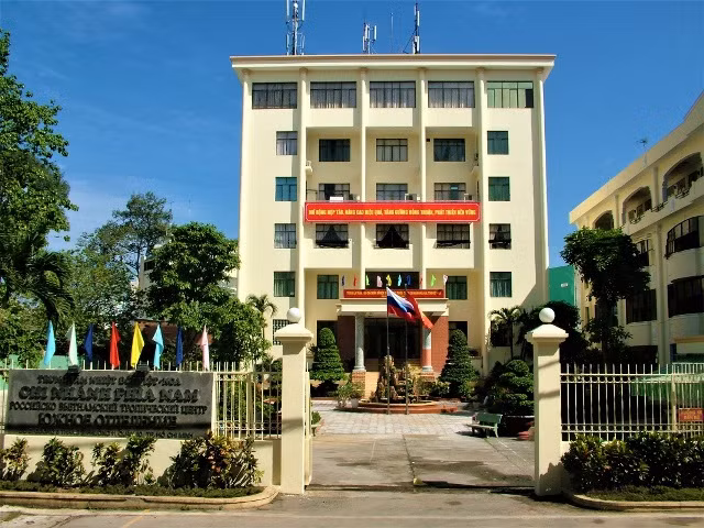Năng lực Cty Thiên Nam trúng gói thầu cung cấp Buồng oxy cao áp? Nang luc Cty Thien Nam trung goi thau cung cap Buong oxy cao ap?