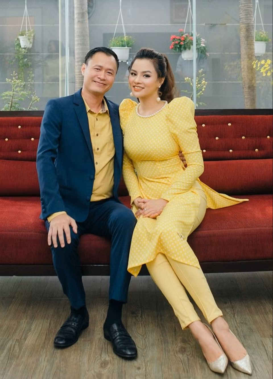 Vũ Thu Phương và doanh nhân Trần Thanh Hải quen nhau lần đầu năm 2010. Năm 2011, khi sự nghiệp đang phát triển, người đẹp kết hôn, sau đó rút lui khỏi showbiz. Ảnh: FB Vũ Thu Phương