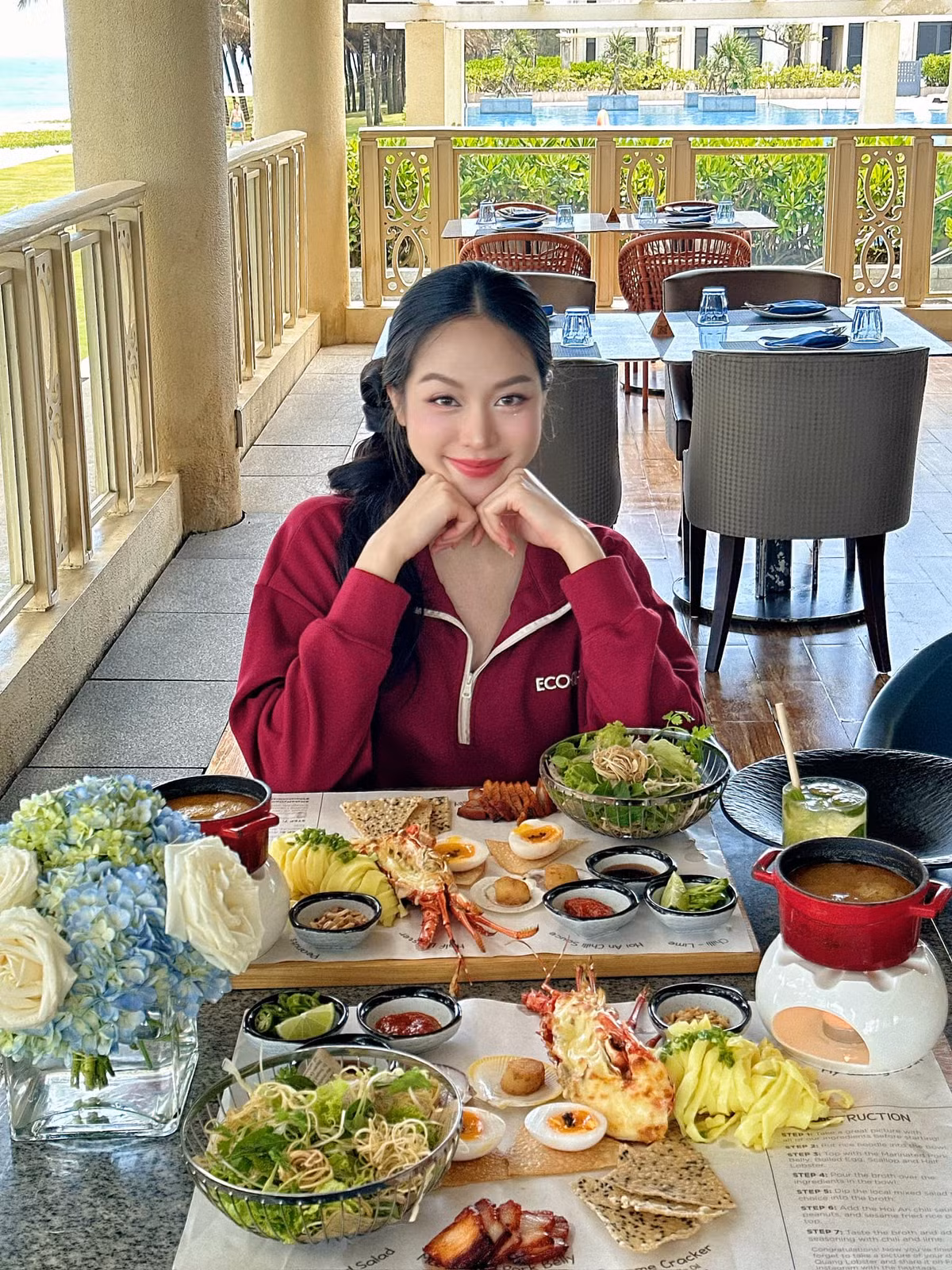 Hoa hậu Thanh Thủy tranh thủ thời gian nghỉ dưỡng, ăn ngon giữa lịch trình bận rộn. Ảnh: FB Huỳnh Thị Thanh Thủy