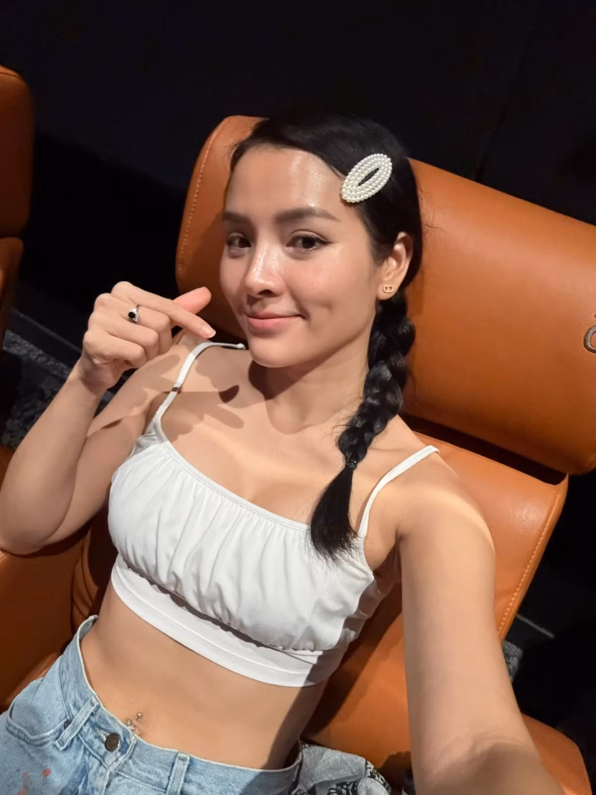Dù mới sinh con không lâu nhưng Phương Trinh Jolie đã nhanh chóng lấy lại phong độ về vóc dáng. Ảnh: FB Phương Trinh Jolie
