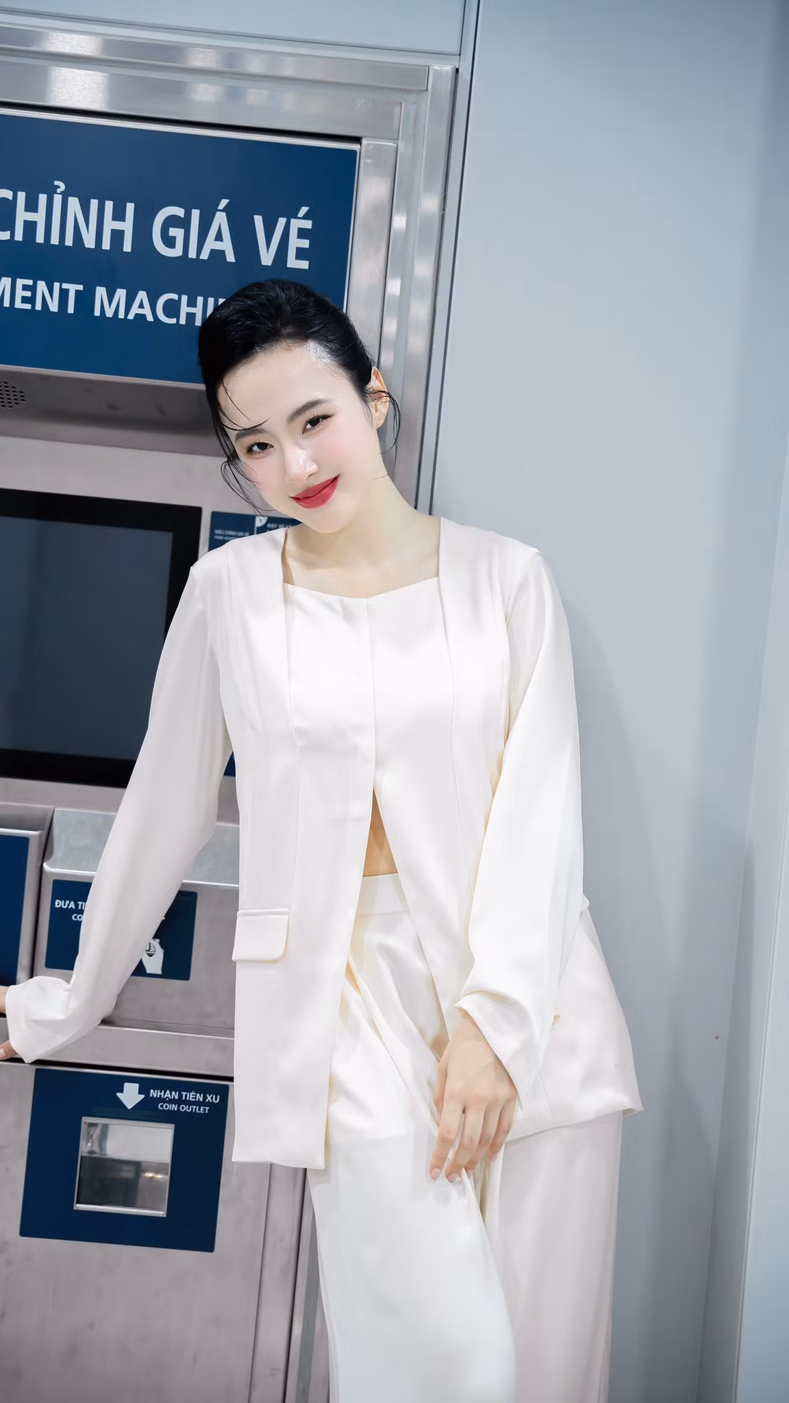 Ngoài cuộc sống ở ẩn, diễn viên Angela Phương Trinh còn gây chú ý với thân hình vạm vỡ sau nhiều năm tập luyện tạ. Ảnh: FB Angela Phương Trinh