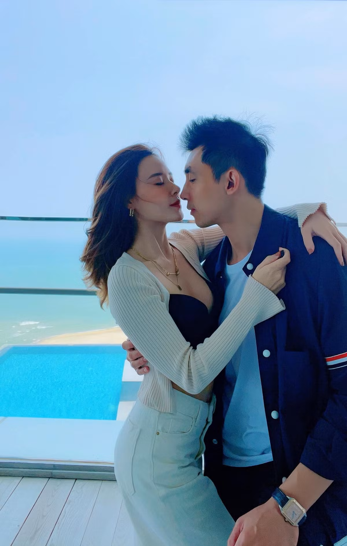 Midu từng chia sẻ, chồng cô là người hiền lành, tử tế và ấm áp. Ảnh: FB Đặng Thị Mỹ Dung