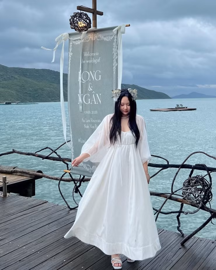 Phong cách thời trang của Trúc Anh cũng có sự thay đổi để phù hợp với vóc dáng hiện tại. Ảnh: IG trucanhhh_