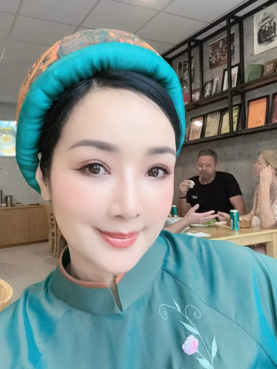 Hoa hậu Giáng My xinh tươi khi diện áo dài. Ảnh: FB Giang My Nguyen