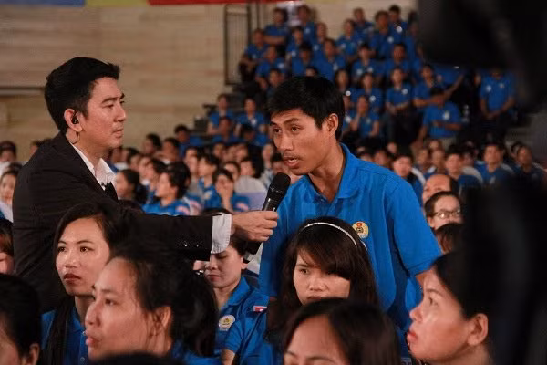Hang nghin cong nhan vo tay truoc quyet dinh bat ngo cua Thu tuong-Hinh-3