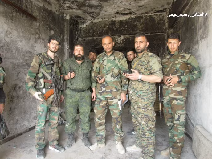 Anh: Tan cong nhu vu bao, quan Syria thang lon o Damascus-Hinh-4