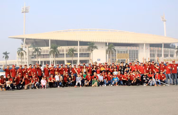 Ngày 8/12/2013, BĐH diễn đàn OTOFUN đã chính thức công nhận CLB Santafe với tên gọi Fe-Club. Fe-Club. Trải qua 3 năm hoạt động, CLB Fe-Club hiện đang duy trì hoạt động chính trên Facebook với số lượng thành viên lên tới hơn 5.000 thành viên và không ngừng tăng thêm.