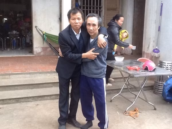Cuoc gap xuc dong giua tu tu Han Duc Long va ong Nguyen Thanh Chan