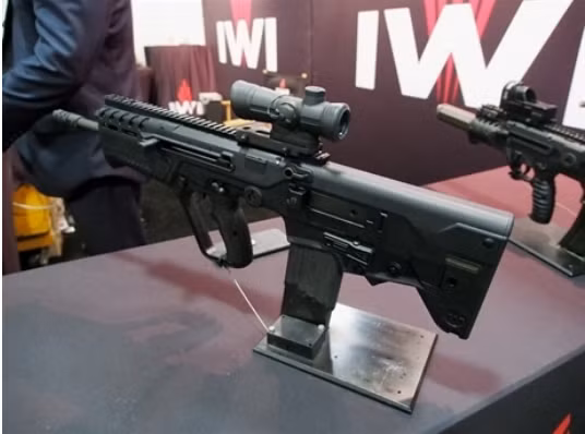 Dòng súng TAVOR được nghiên cứu và chế tạo từ những điều kiện chiến đấu thực tế, theo tiêu chuẩn Châu Âu và đáp ứng được trong điều kiện chiến đấu khắc nghiệt.