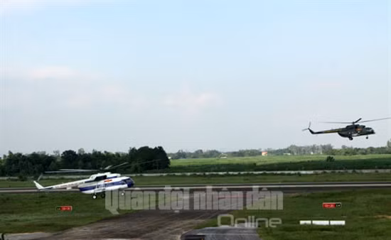 Biên đội MI về hạ cánh tại đường lăn sân bay đoàn Yên Thế, kiểm tra vũ khí theo quy tắc bảo đảm an toàn trước khi lăn về sân đỗ.