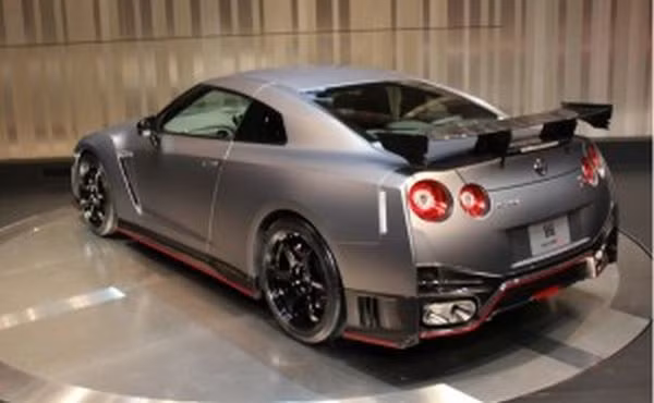 10. Tokyo Motor Show lần thứ 44 sẽ diễn ra từ 29.10 đến 8.11.2015. Triển lãm sẽ quy tụ những công nghệ mới nhất hiện nay ở Nhật Bản bao gồm ô tô cá nhân, xe chở khách, xe thương mại và phụ tùng.