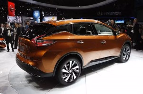 9. New York International Auto Show diễn ra từ tháng 3 đến 12.4 năm nay. Triển lãm sẽ bao gồm những dòng xe mới của Audi, Bugatti, BMW, Alf a Romeo, Buick và một vài hãng khác.
