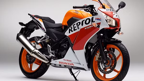 [VX-16]Honda CBR250R phien ban nha vo dich trinh lang