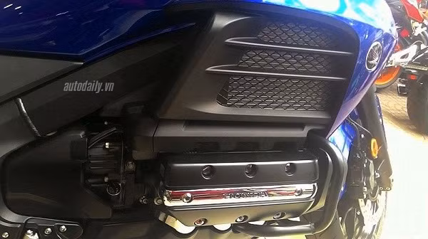 Sieu pham Honda Gold Wing F6C Valkyrie 2014 vua den VN-Hinh-3