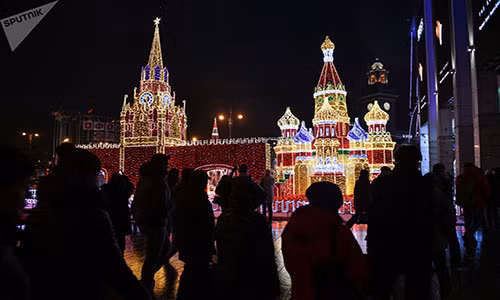Thủ đô Moscow được trang hoàng rực rỡ đón Năm Mới hồi năm 2016. Ảnh: Sputnik.