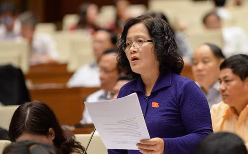Diem nong 24h: Vi dau cha dap con toi chet, nghet tho ngay dau khai truong Zara-Hinh-8