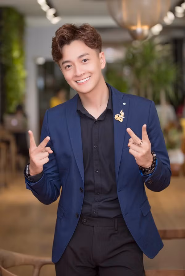 Ngo Kien Huy chia se ve cuoc song rieng hau chia tay Khong Tu Quynh