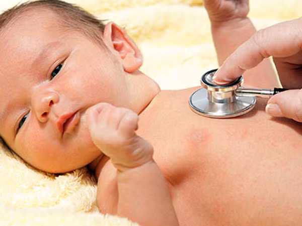 Nhiễm trùng máu ở trẻ em cực nguy hiểm, các mẹ tuyệt đối đừng chủ quan Nhiem trung mau o tre em cuc nguy hiem, cac me tuyet doi dung chu quan