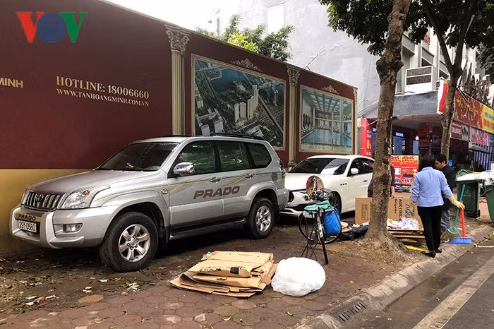 Het Tet, hang quan van lan chiem via he, long duong o Ha Noi-Hinh-6