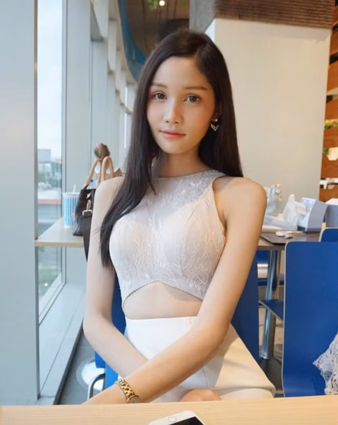 Cô được đánh giá là một trong những thí sinh nặng ký nhất cuộc thi ngay ở những vòng đầu tiên.