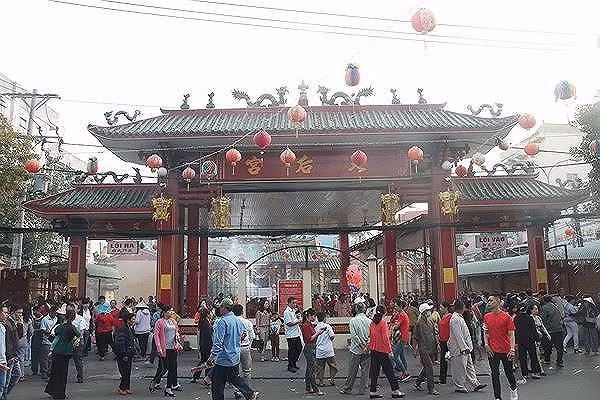 Binh Duong: Hoc sinh 17 truong se nghi hoc trong 2 ngay le ram-Hinh-2
