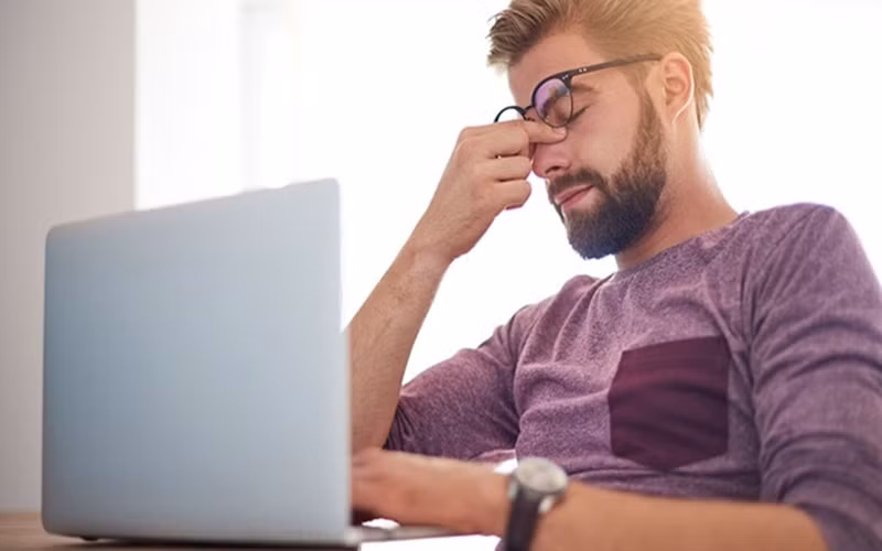 Hạn chế áp lực: Thường xuyên bị căng thẳng sẽ làm tăng mức cortisol đồng thời khiến cơ thể không sản xuất đủ testosterone.