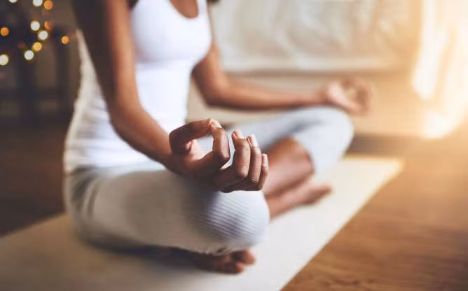 Tập yoga: Yoga có tác dụng giảm béo bụng cực tốt. Chỉ vài phút mỗi ngày với chương trình Yoga ngăn ngừa béo bụng, bạn sẽ thấy hiệu quả nhanh chóng.