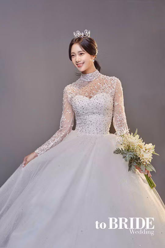 Clara mua can ho o toa nha cao thu 5 TG gia gan 705 ty