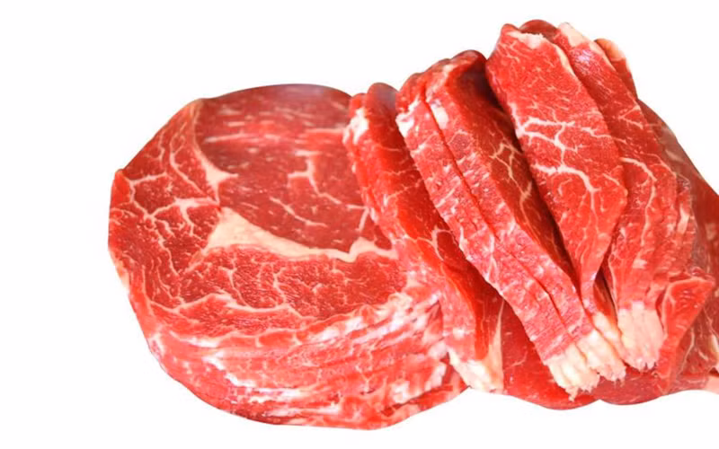 Thịt nạc: Nhiều bệnh nhân mắc bệnh tắc nghẽn phổi mãn tính bị thiếu protein do đó thịt nạc là một thực phẩm cẩn thiết và phù hợp cho người bệnh.