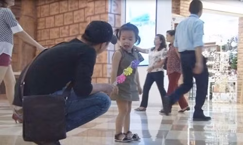 10 điều cha mẹ cần dạy trẻ ngay để tránh con bị bắt cóc 10 dieu cha me can day tre ngay de tranh con bi bat coc
