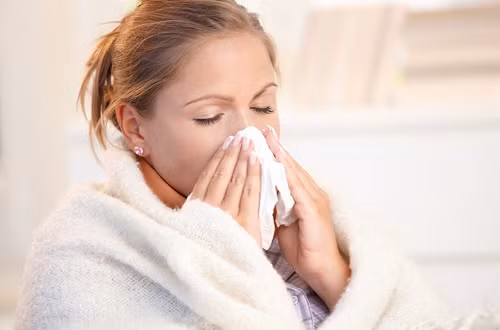 Người có thân nhiệt hàn hoặc đang bị cảm cúm: không nên ăn ba ba vì tính hàn trong ba ba sẽ làm cho cơ thể khó hấp thụ dinh dưỡng hơn. Ảnh: Y dược học Việt Nam.