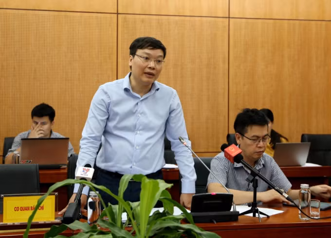 Tham gia các Ban Chỉ đạo, Ủy ban: Phó Chủ nhiệm Ủy ban quốc gia về thanh niên Việt Nam; tham gia các Ban Chỉ đạo theo lĩnh vực công tác được phân công phụ trách; Thực hiện các nhiệm vụ khác theo sự phân công của Bộ trưởng. 