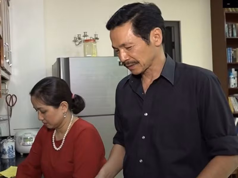 Nam nghệ sĩ từng tâm sự vợ là người dành nhiều thời gian dạy dỗ, chăm sóc các con. "Con cái ngoan ngoãn, học giỏi tôi phải gửi lời cảm ơn tới cô ấy", anh nói. Ảnh: Vietnamnet