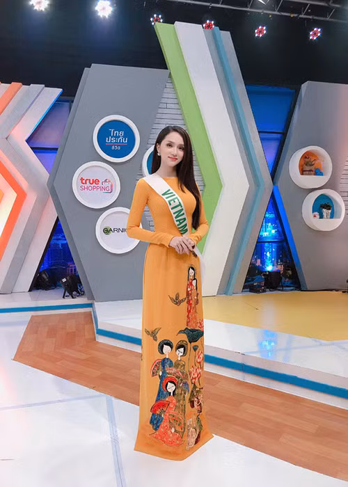 Ở mùa giải năm 2018, Hương Giang Idol cũng diện áo dài khi ghi hình cho kênh truyền của Thái Lan. Nhiều người cho rằng Hoài Sa đã đi nước cờ giống Hương Giang Idol.