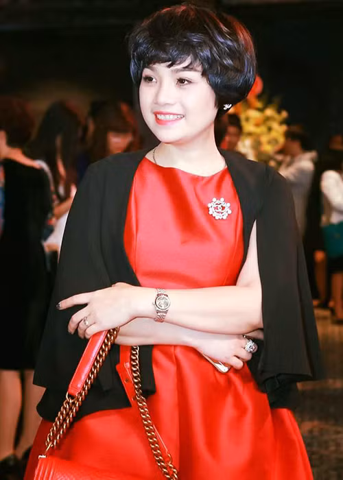 Năm 2016, Ngọc Khuê tiết lộ cô đã tìm được bến đỗ hạnh phúc mới sau đổ vỡ hôn nhân. Bạn trai của nữ ca sĩ tên Nguyễn Tú, kinh doanh một salon tóc.