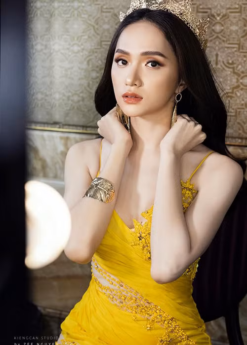 Huong Giang Idol co body goi cam it my nhan chuyen gioi bi kip