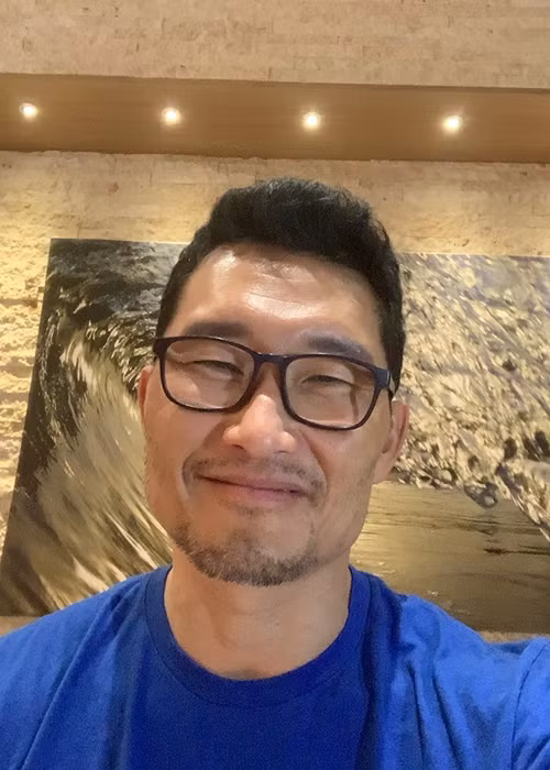 Sao series “Mat tich” duong tinh voi Covid-19 la ai?