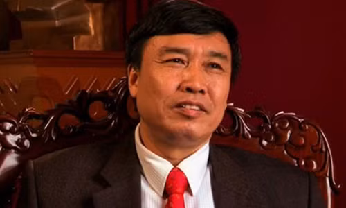 Bat tam giam nguyen Tong giam doc Bao hiem xa hoi Viet Nam