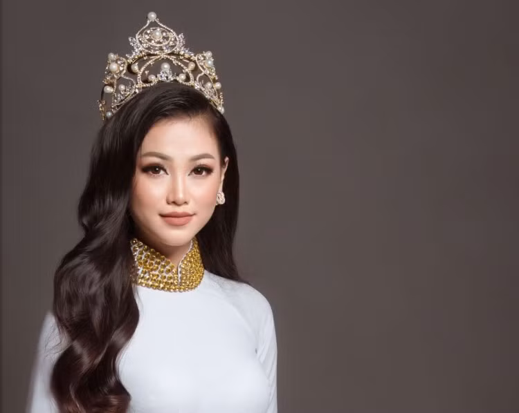 Ong Chiem Quoc Thai noi ve viec “dao keo” cua Hoa hau Phuong Khanh