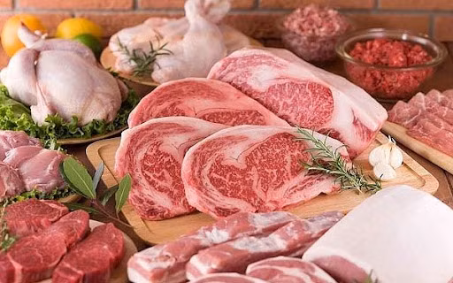 Thịt này để trong tủ lạnh, dù tiếc đến mấy phải vứt đi ngay Thit nay de trong tu lanh, du tiec den may phai vut di ngay