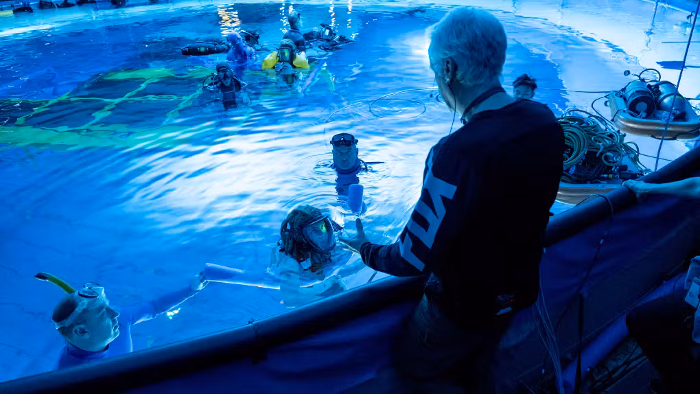 Mặc dù mọi hiệu ứng nước đều là CGI, James Cameron vẫn yêu cầu quay phim dưới nước thực tế. (Ảnh: Unity)