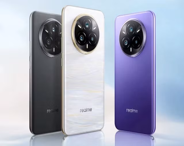 Điện thoại có màn hình AMOLED 6,7 inch FHD+, tần số quét 120Hz, độ sáng 4.500 nit. (Ảnh: Thanh niên Việt)