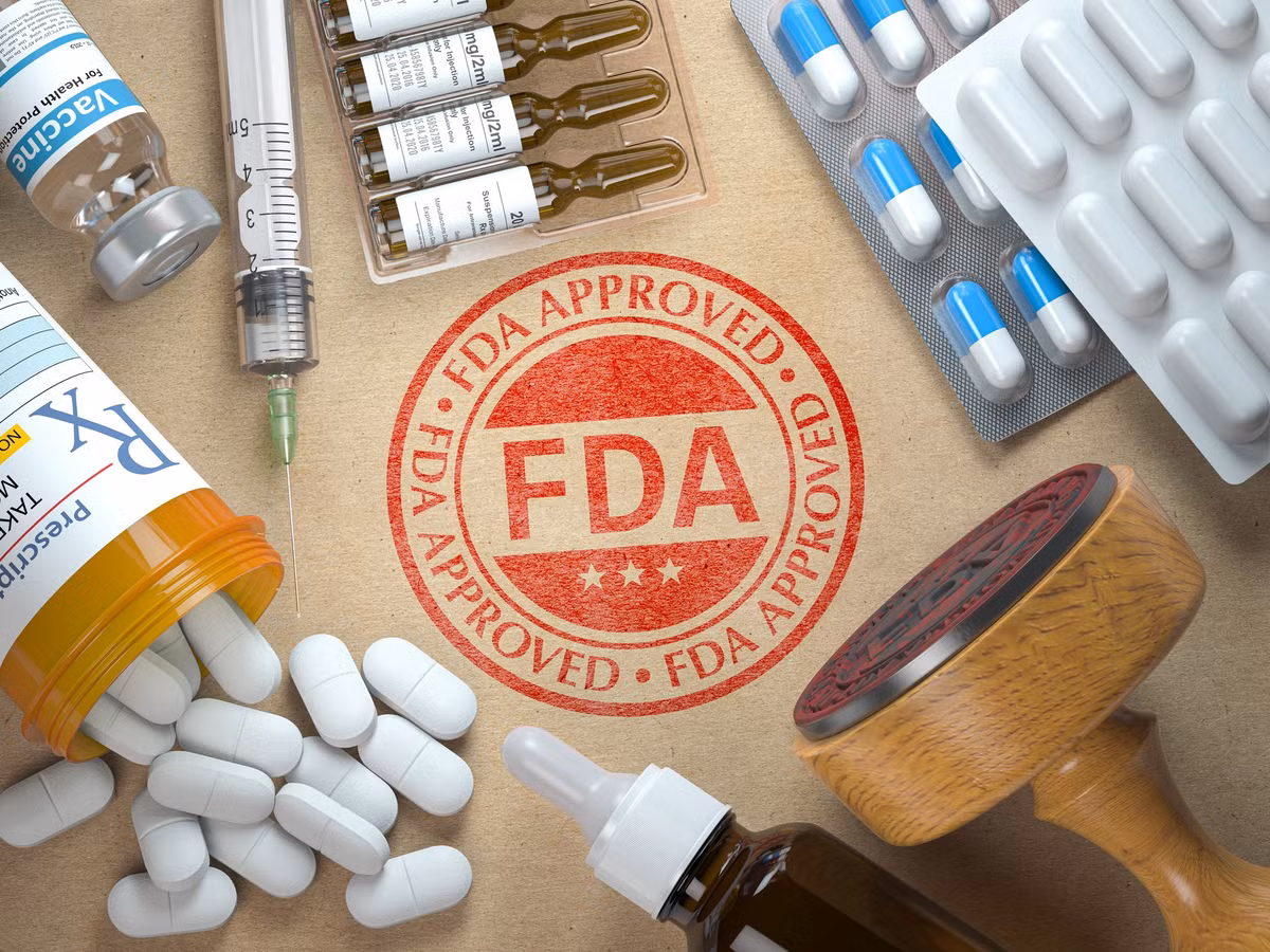 FDA chưa công nhận lão hóa là một căn bệnh, dẫn đến khó khăn trong việc phát triển và phê duyệt các liệu pháp chống lão hóa. (Ảnh: Fierce Biotech)